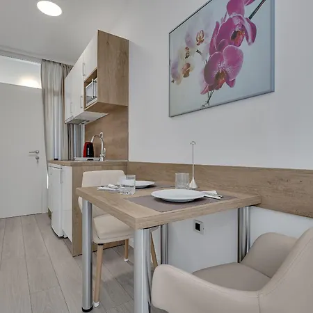 Apartman King *